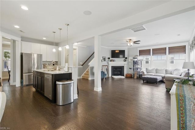 605 Robert Frost RD, Chesapeake, VA 23323
