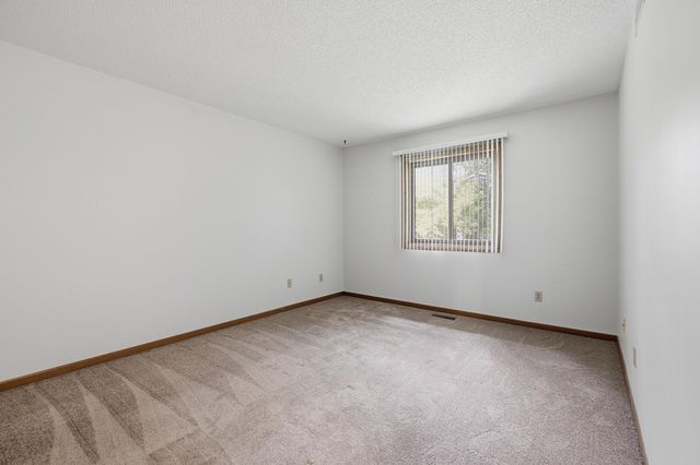 8564 134th Street W, Apple Valley, MN 55124