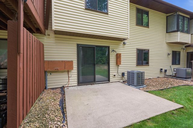 8564 134th Street W, Apple Valley, MN 55124