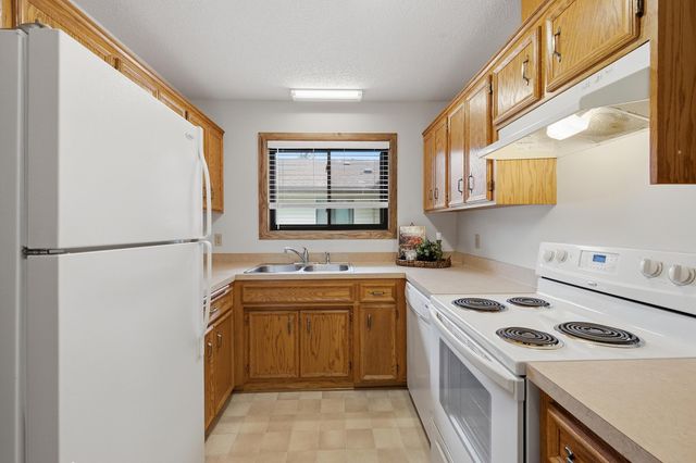 8564 134th Street W, Apple Valley, MN 55124