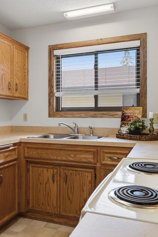 8564 134th Street W, Apple Valley, MN 55124