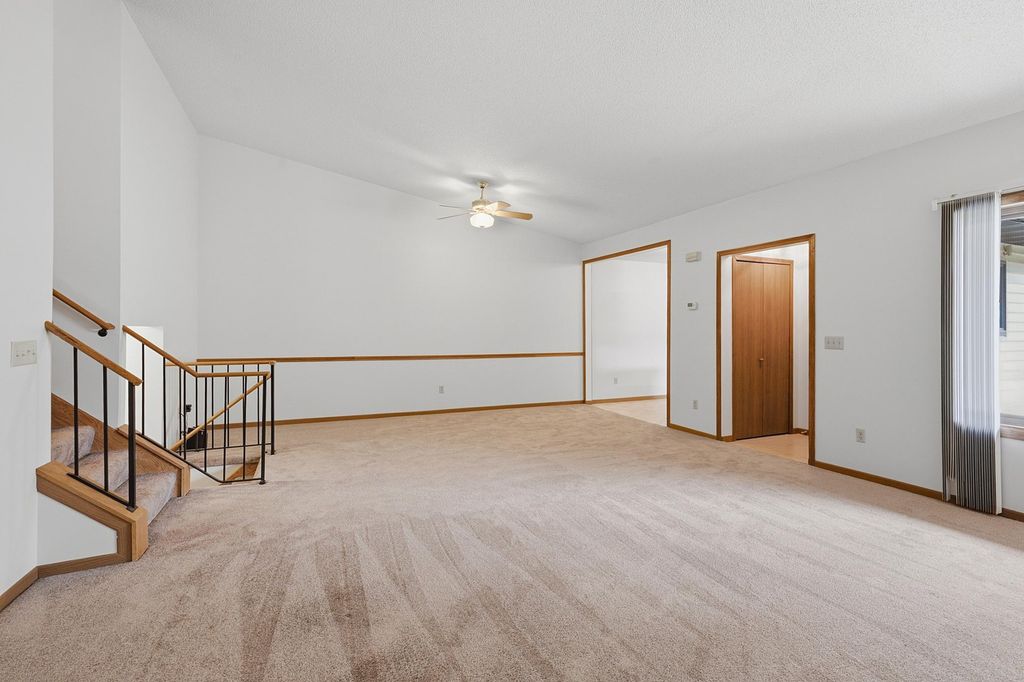 8564 134th Street W, Apple Valley, MN 55124 — photo 2