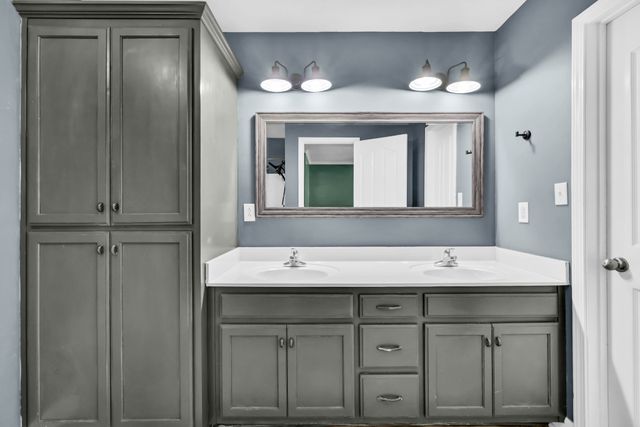 4492 Ironhorse Way, Clarksville, TN 37040