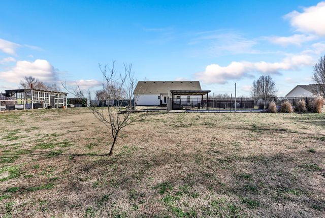 4492 Ironhorse Way, Clarksville, TN 37040