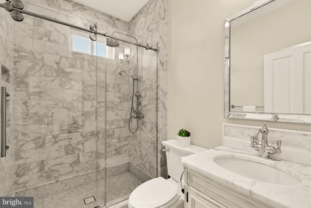 111 5TH ST SE, Washington, DC 20003