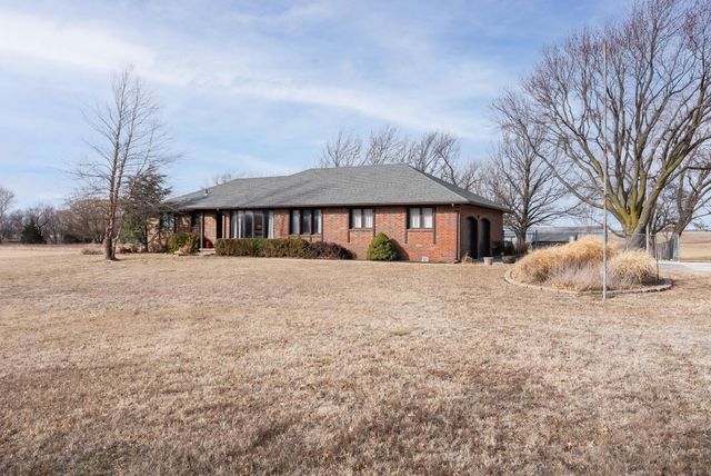 9901 N MERIDIAN AVE, Valley Center, KS 67147