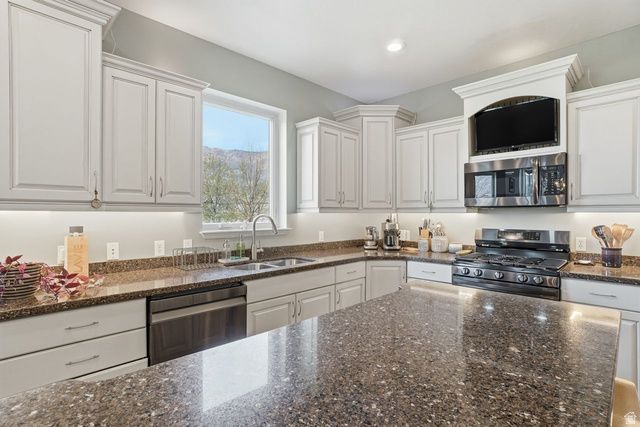 5462 E 2575 N, Eden, UT 84310