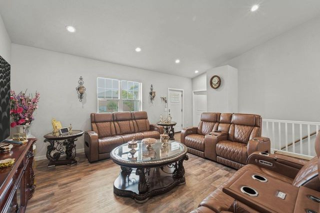 9022 W Stuth AVENUE, West Allis, WI 53227