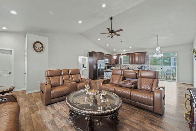 9022 W Stuth AVENUE, West Allis, WI 53227
