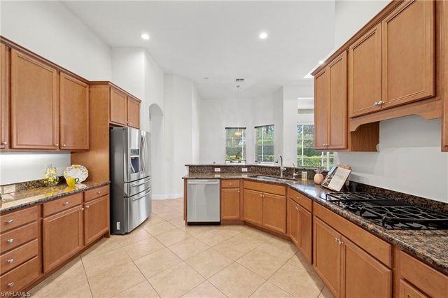 8411 Sedonia CIR, Estero, FL 33967