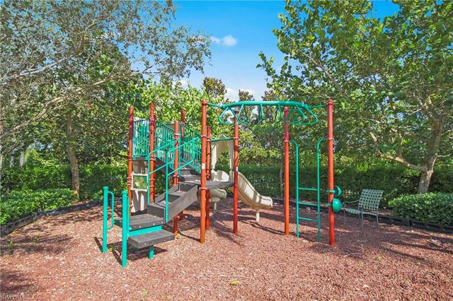 8411 Sedonia CIR, Estero, FL 33967