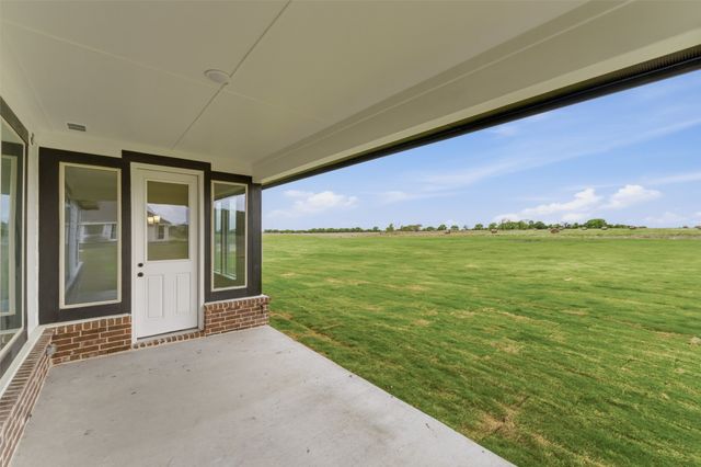 8885 County Road 623, Blue Ridge, TX 75424