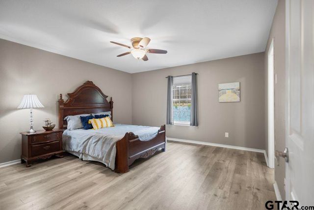 5707 Persimmon Dr, Tyler, TX 75707