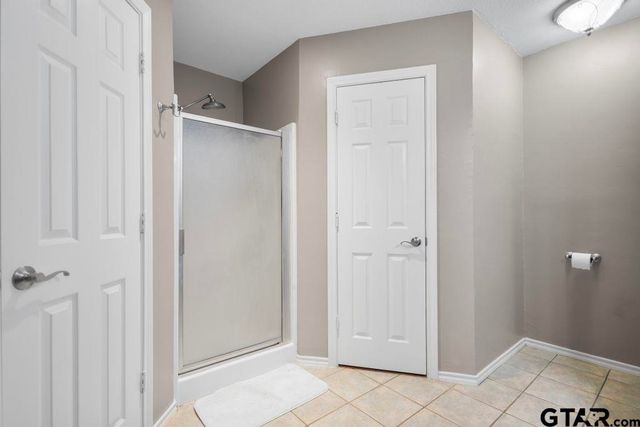 5707 Persimmon Dr, Tyler, TX 75707