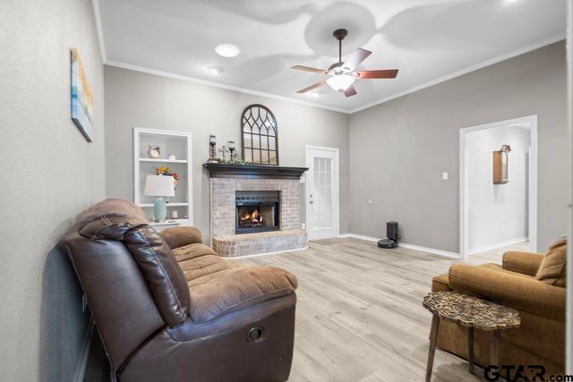 5707 Persimmon Dr, Tyler, TX 75707