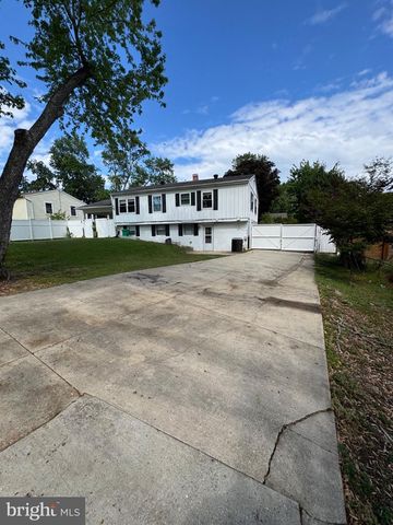 9507 SMALL DR, Clinton, MD 20735