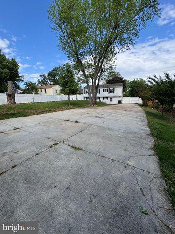 9507 SMALL DR, Clinton, MD 20735