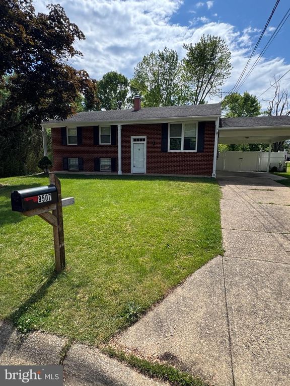 9507 SMALL DR, Clinton, MD 20735