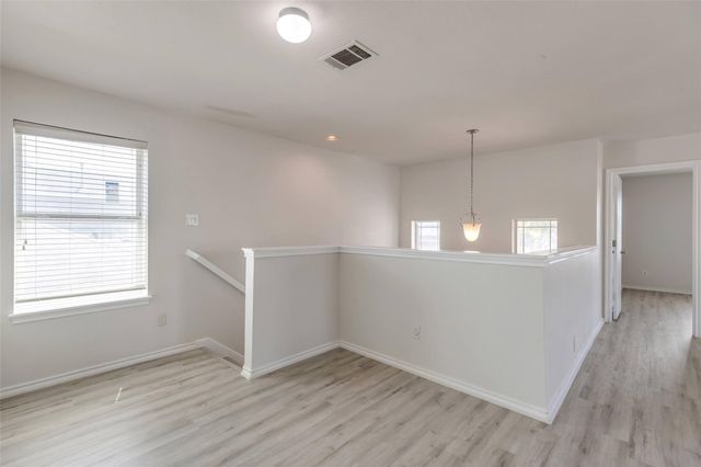 3207 Barksdale, Austin, TX 78725