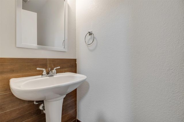 3207 Barksdale, Austin, TX 78725
