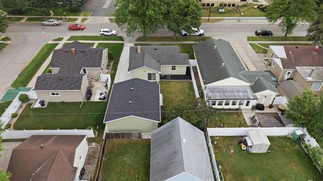 1605 5th Street S, Fargo, ND 58103