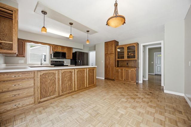 1605 5th Street S, Fargo, ND 58103
