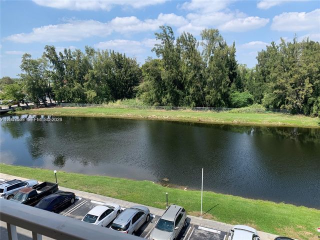 16465 NE 22nd Ave 511, North Miami Beach, FL 33160