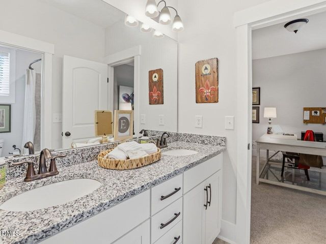 36 Nuthatch Drive, Pittsboro, NC 27312