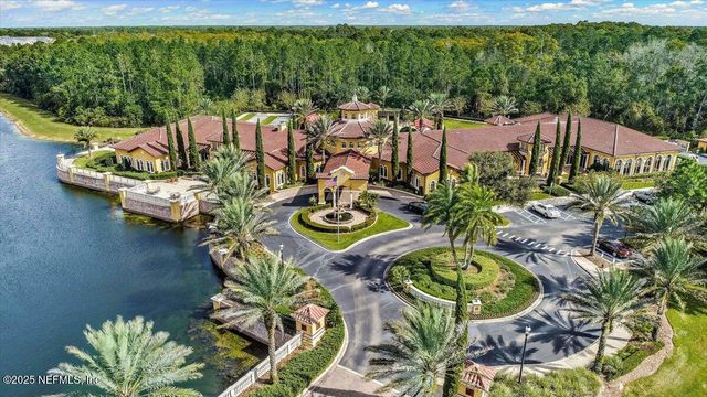 9126 HONEYBEE Lane, Jacksonville, FL 32256