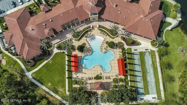 9126 HONEYBEE Lane, Jacksonville, FL 32256