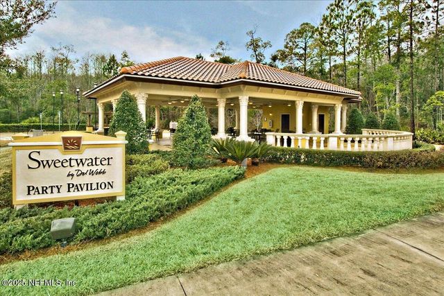 9126 HONEYBEE Lane, Jacksonville, FL 32256