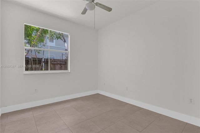 2815 SE 16th Ave 102, Homestead, FL 33035