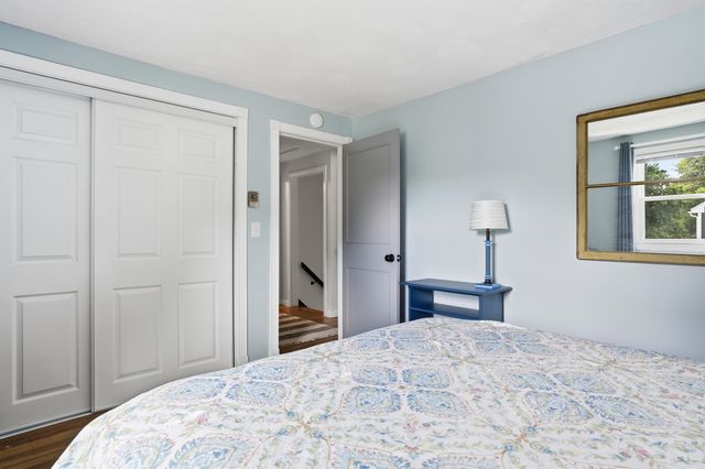 7 Wilmington Street, Nashua, NH 03062