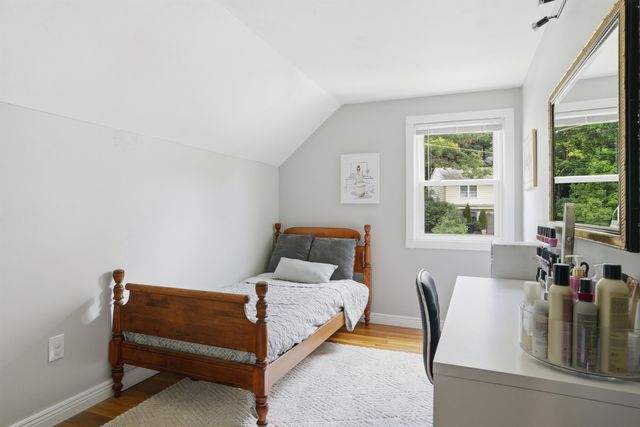 7 Wilmington Street, Nashua, NH 03062