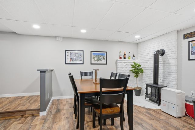 7 Wilmington Street, Nashua, NH 03062