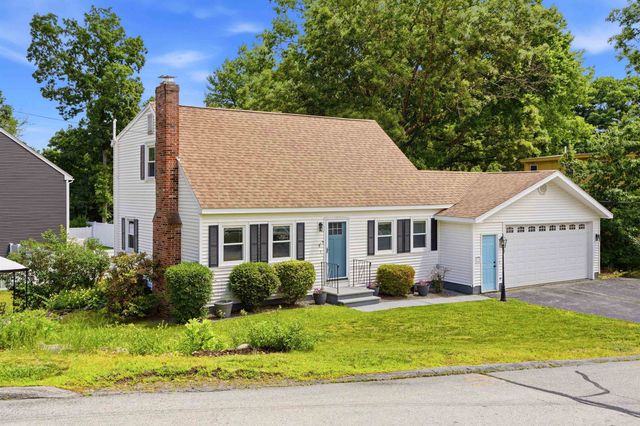 7 Wilmington Street, Nashua, NH 03062