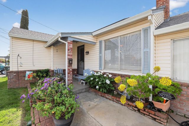 1612 Buchanan St, Marysville, CA 95901