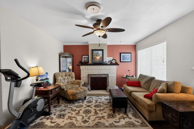 1612 Buchanan St, Marysville, CA 95901