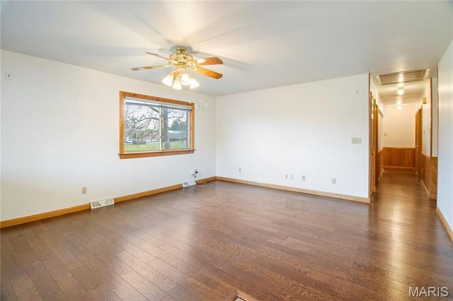 576 Clager Drive, Mehlville, MO 63125