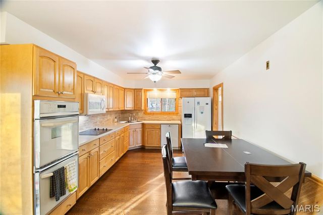 576 Clager Drive, Mehlville, MO 63125