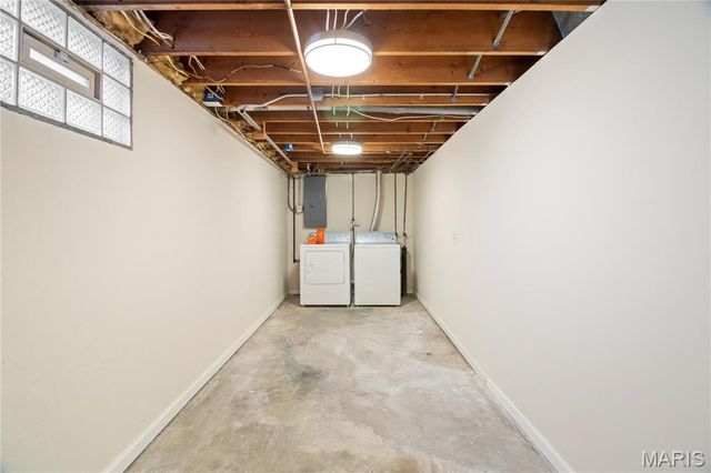 576 Clager Drive, Mehlville, MO 63125