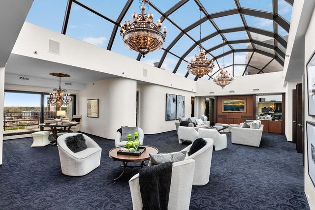 3145 Dean Court 1100, Minneapolis, MN 55416