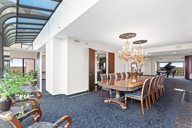 3145 Dean Court 1100, Minneapolis, MN 55416