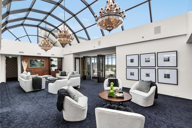 3145 Dean Court 1100, Minneapolis, MN 55416