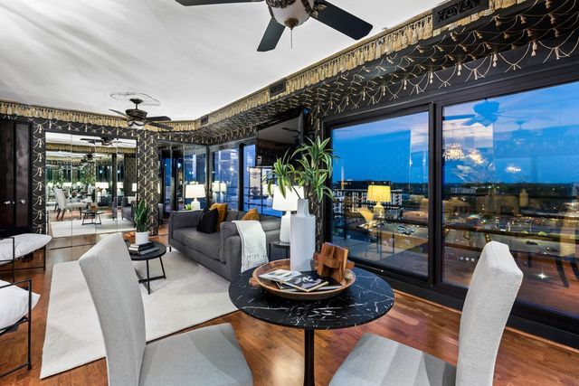 3145 Dean Court 1100, Minneapolis, MN 55416