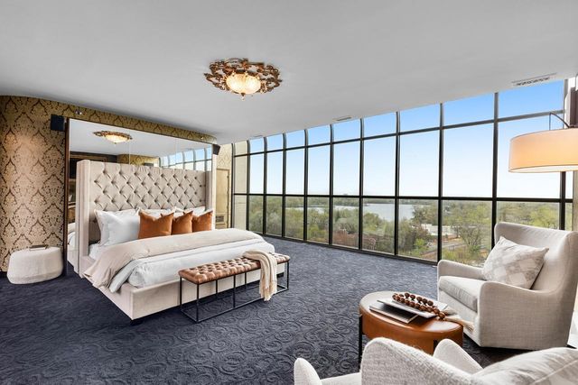 3145 Dean Court 1100, Minneapolis, MN 55416