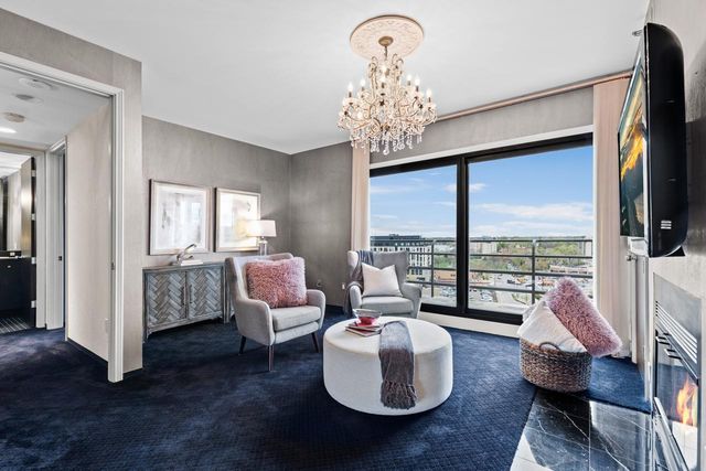 3145 Dean Court 1100, Minneapolis, MN 55416