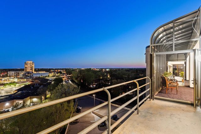 3145 Dean Court 1100, Minneapolis, MN 55416