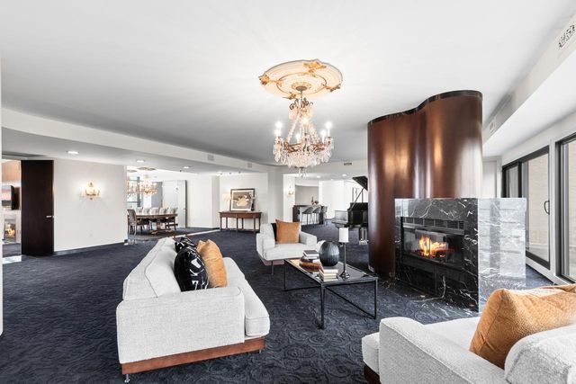 3145 Dean Court 1100, Minneapolis, MN 55416