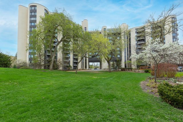 3145 Dean Court 1100, Minneapolis, MN 55416